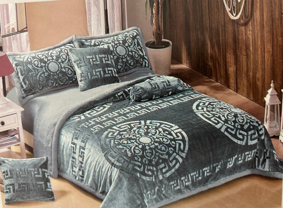Edredón Borreguito estilo versace de 4 piezas para camas individuales 90 105 en varios colores y medidas