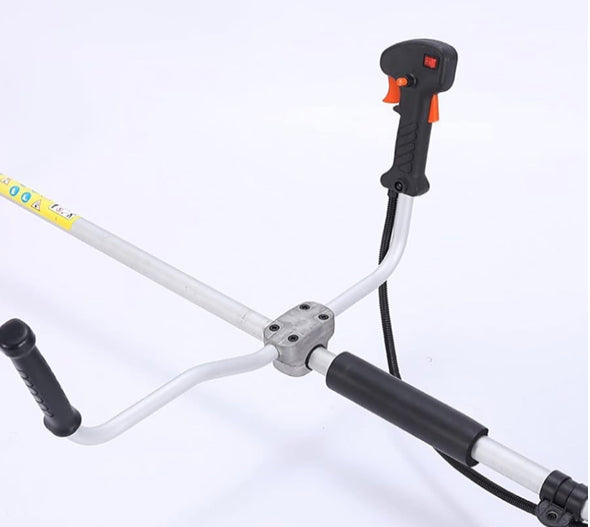 Desbrozadora LINEA HD con motor gasolina 52cc, 3,5cv, 2 accesorios de corte, manillar de agarre doble, arnés y kit de herramientas.